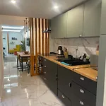 Maison *