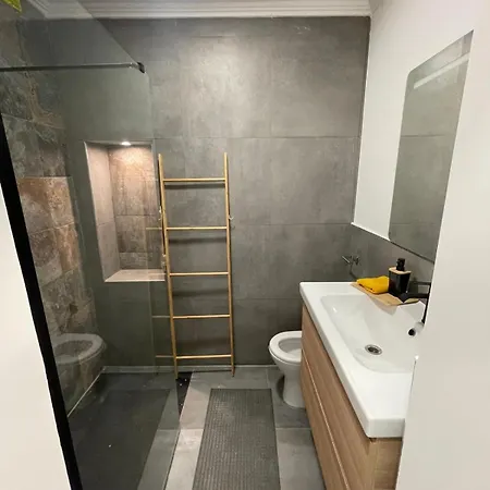 Maison Apartment