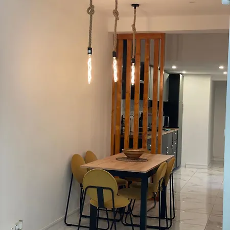 Apartment Maison