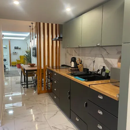 Maison *