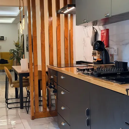 Maison *