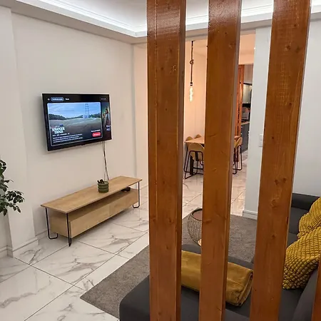 Maison *